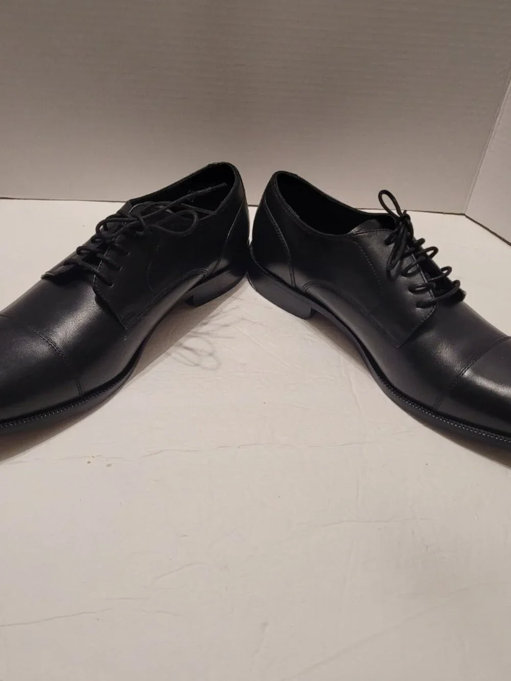 COLE HAAN Men's Dress Shoes Black Leather Lace Up Cap Toe Oxfords Size 10.5M